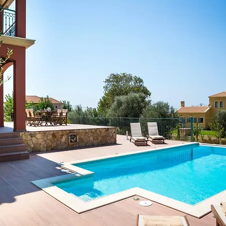 וילה Pleiades Luxury סבורונטה