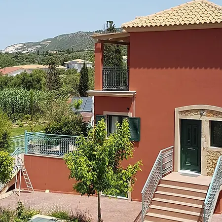 Pleiades Luxury * Svoronata